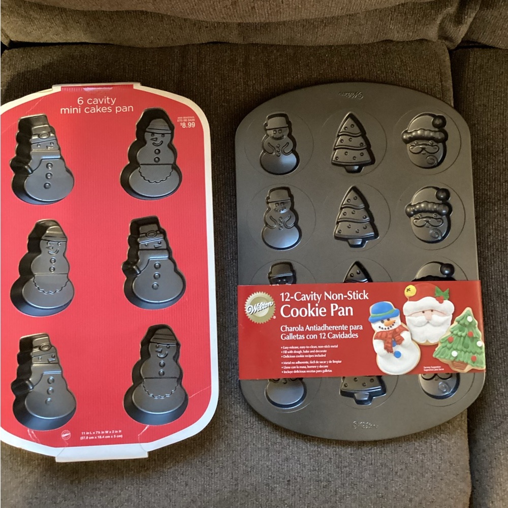Wilton Mini Cake and Cookie Christmas Pans